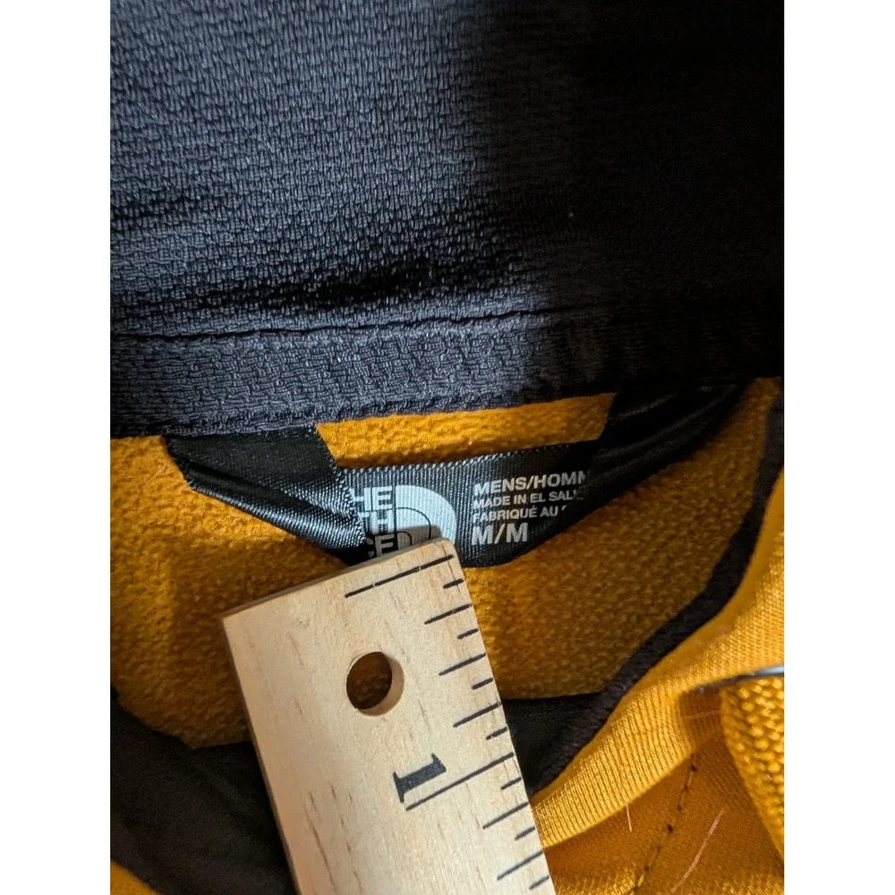 The North Face Mens Tech Pullover Hoodie Mustard Yellow Zippered Pocket Logo M